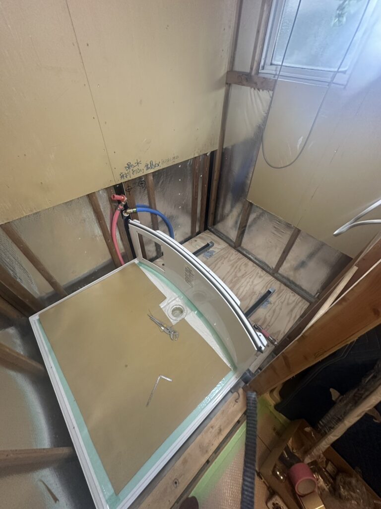 伏見区 | ハイツ（賃貸物件）浴室改装（漏水あり）